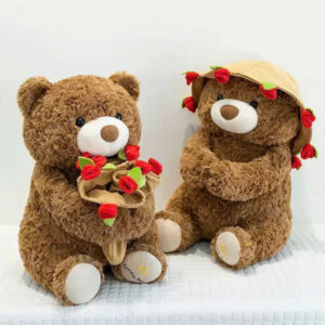 Gấu bông Teddy ôm hoa, đội mũ 45cm